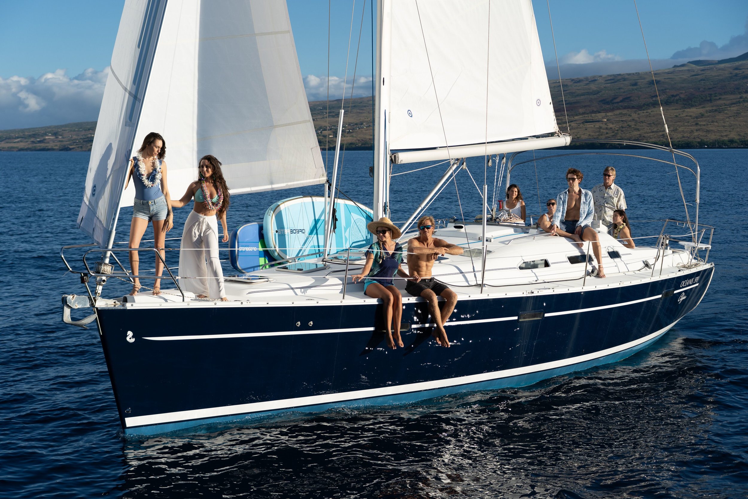 Our boats are operated only by experienced united states coast guard licensed captains. Hawaii Sail Charters Kona Sailing Tours Sunset Sail Snorkeling Adventures Activities