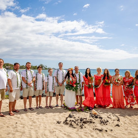 Enjoy luxury lodging, delicious daily breakfast, and more. Destination Wedding Gallery Elopement Packages Hawaii Aloha Beach Weddings Kona