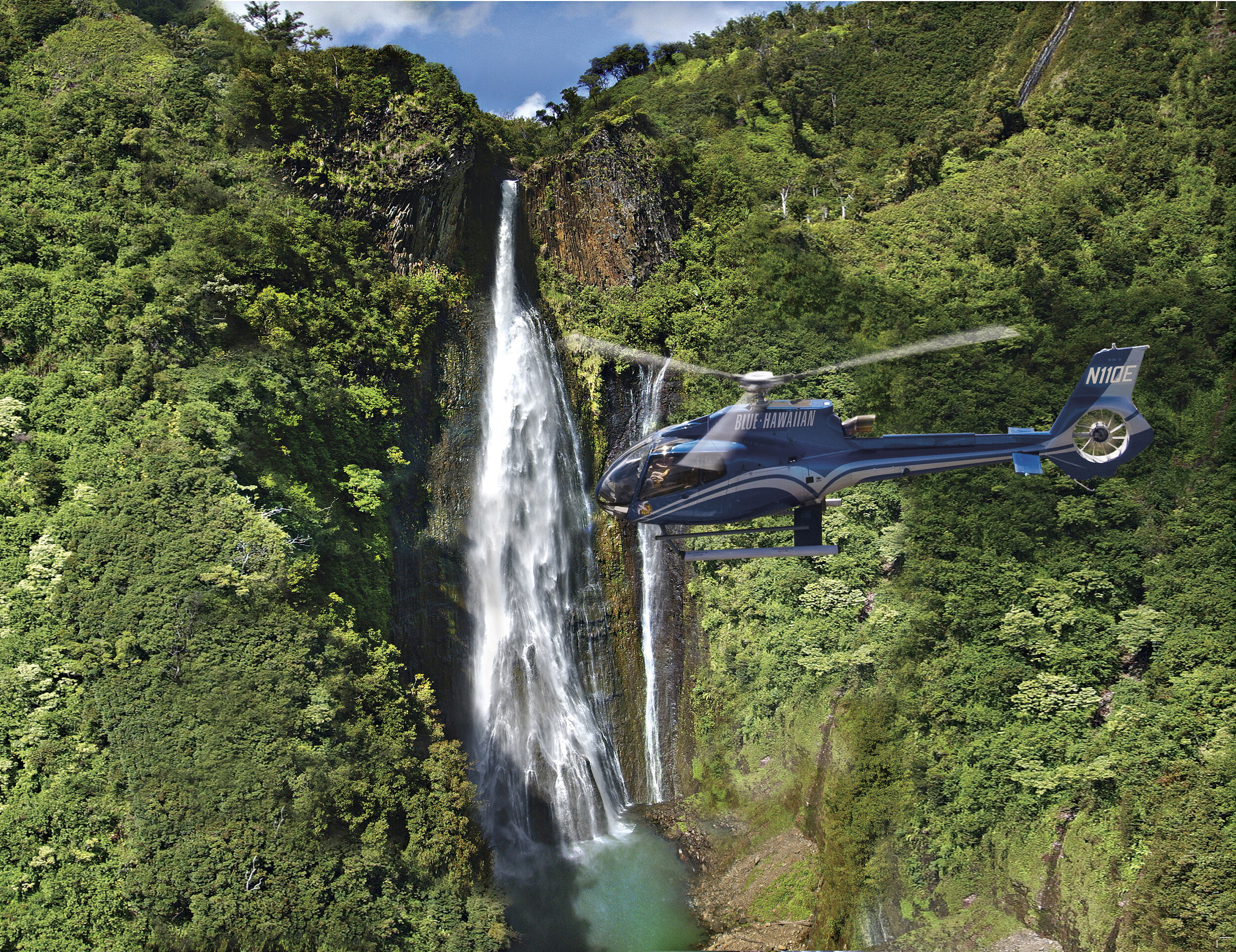 You don't need to book a tour to have fun in nassau. Explore Kauai On The Best Helicopter Tours