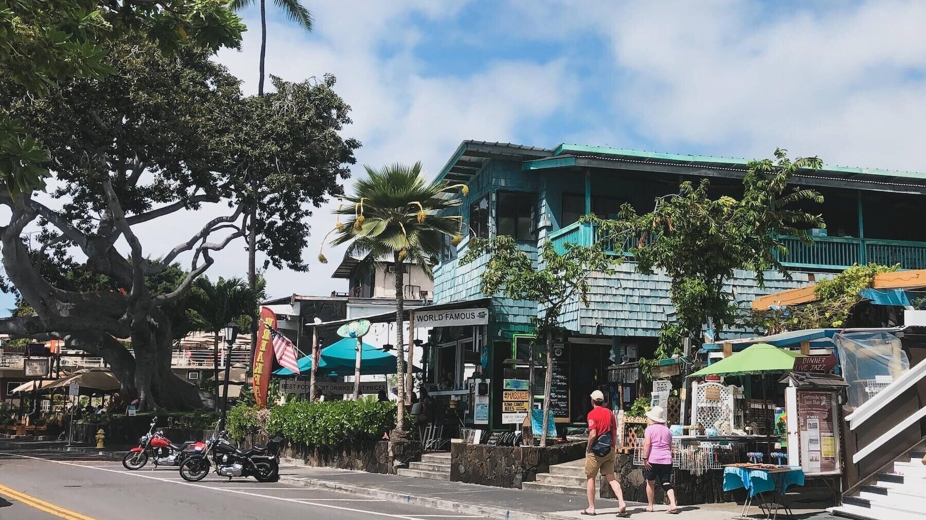 For that reason, people may not get to visit, and many more don’t know too much about it beyond the fact that it’s a gorgeous paradise and beautiful plac. 10 Day Hawaii Itinerary For An Epic Hawaii Vacation