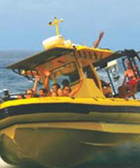 Exploring Adventure X Boat Tours Kona Package